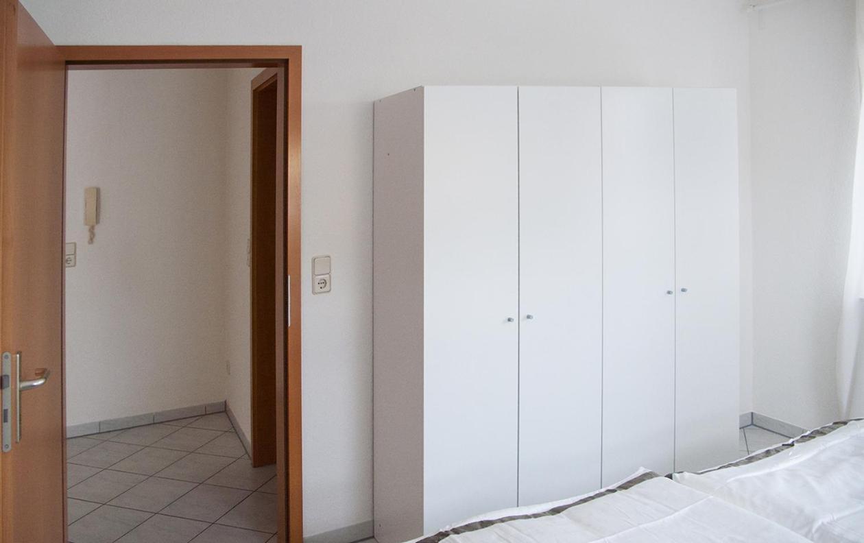 Gemuetliche Wohnung Mit Sonniger Terrasse Bietigheim-Bissingen Eksteriør billede
