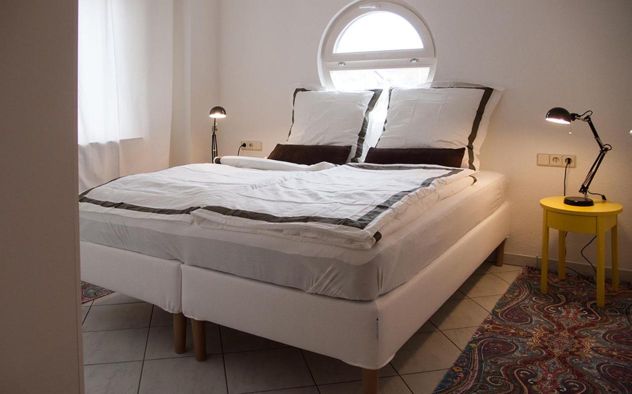Gemuetliche Wohnung Mit Sonniger Terrasse Bietigheim-Bissingen Eksteriør billede